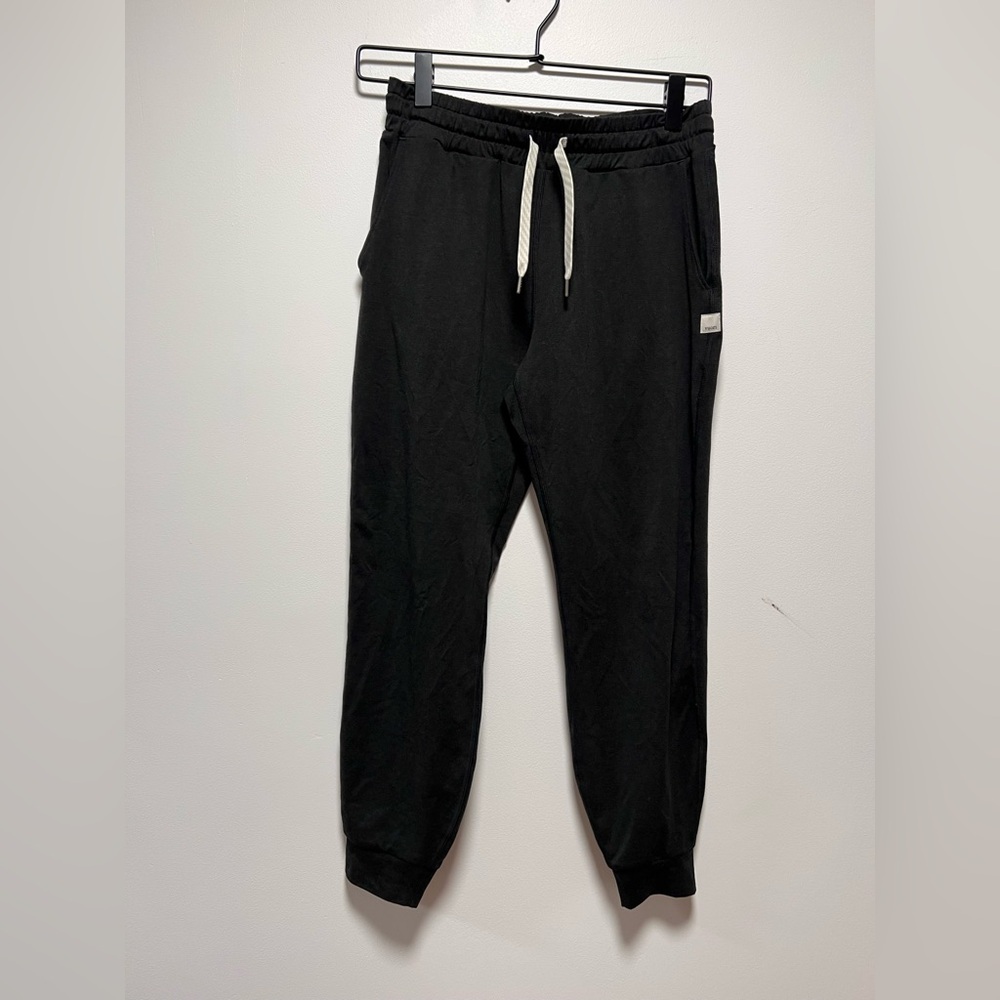 Vuori Black Joggers